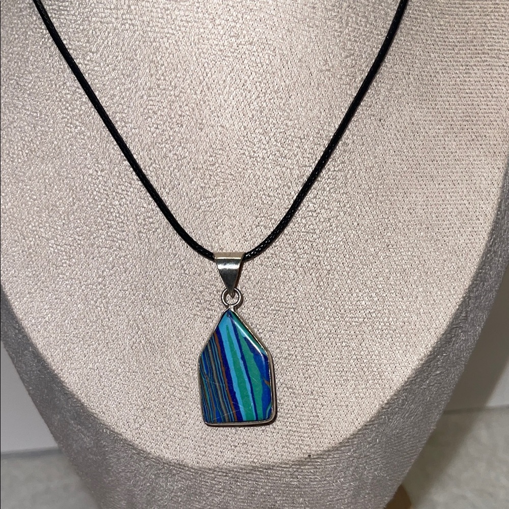 Elegant Blue and Green Calsilica stone Pendant Necklace
